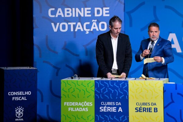 Grupo de 20 clubes anuncia boicote à eleição para presidente da CBF