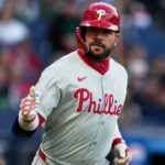 Com home runs de Kyle Schwarber, Phillies vencem Guardians fora de casa