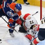 Onde Assistir NHL - Jun 6, 2025; Edmonton, Alberta, CAN; Florida Panthers goaltender Sergei Bobrovsky (72) makes a save against Edmonton Oilers center Connor McDavid (97) during the second period in game two of the 2025 Stanley Cup Final at Rogers Place. Mandatory Credit: Walter Tychnowicz-Imagn Images