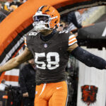 Nov 21, 2024; Cleveland, Ohio, USA; Cleveland Browns linebacker Jordan Hicks (58) enters the field for warmups before the game against the Pittsburgh Steelers at Huntington Bank Field Stadium. Mandatory Credit: Scott Galvin-Imagn Images