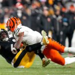 Bengals Steelers NFL Pittsburgh Steelers linebacker Patrick Queen (6) strips a catch away from Cincinnati Bengals wide receiver Ja'Marr Chase (1) before it is intercepted by cornerback Beanie Bishop Jr. (31) in the second quarter of the NFL Week 18 game between the Pittsburgh Steelers and the Cincinnati Bengals at Acrisure Stadium in Pittsburgh on Saturday, Jan. 4, 2025.