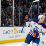 Jeff Skinner, novo reforço do San Jose Sharks