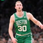 Warriors Celtics Interesse Sam Hauser - Apr 5, 2024; Boston, Massachusetts, USA; Boston Celtics forward Sam Hauser (30) looks on during the second half against the Sacramento Kings at TD Garden. Mandatory Credit: Eric Canha-USA TODAY Sports