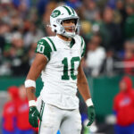 Oct 14, 2024; East Rutherford, New Jersey, USA; New York Jets wide receiver Allen Lazard (10) reacts after catching a pass for a first down against the Buffalo Bills during the second half at MetLife Stadium.