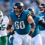 Jacksonville Jaguars guard Brandon Scherff (68) runs during the fourth quarter Sunday, Dec. 15, 2024 at EverBank Stadium in Jacksonville, Fla. The Jets held off the Jaguars 32-25. [Corey Perrine/Florida Times-Union]