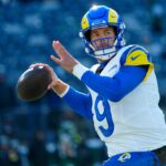 Los Angeles Rams quarterback Matthew Stafford (9) prepares for the game, Sunday, December 22, 2024, at East Rutherford.