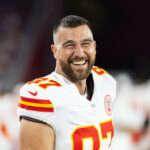 Aug 9, 2025; Glendale, Arizona, USA; Kansas City Chiefs tight end Travis Kelce (87) against the Arizona Cardinals during a preseason NFL game at State Farm Stadium.