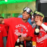 Brayan Bello e Cedanne Rafaela comemoram vitória dos Red Sox - Foto: Eric Canha-Imagn Images