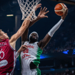 Porzingis e Neemias Queta Eurobasket 2025 Celtics Foto: Divulgação FIBA/Eurobasket 2025/fiba.basketball)