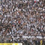 Torcida da Inter de Limeira comemorando o acesso à Série C 2026 com o time
