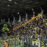 Torcida do Volta Redonda no Estádio Raulino de Oliveira - Volta Redonda x Remo se enfrentam nesta quarta-feira