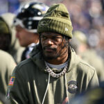 Lamar Jackson pode voltar pelos Ravens na semana 9 contra os Dolphins após três semanas fora por lesão. Harbaugh está confiante.