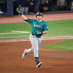 Onde assistir Oct 12, 2025; Toronto, Ontario, CAN; Seattle Mariners catcher Cal Raleigh (29) runs after hitting a solo home run against the Toronto Blue Jays in the sixth inning during game one of the ALCS round for the 2025 MLB playoffs at Rogers Centre. Mandatory Credit: Dan Hamilton-Imagn Images