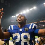 NFL MVP Race 2025 pós semana 8 Jonathan Taylor