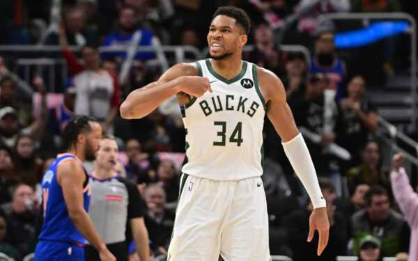 Giannis ignora rumores de troca após vitória sobre os Knicks