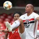 Aloísio Chulapa em jogo comemorativo de lendas - São Paulo vs Bayern de Munique