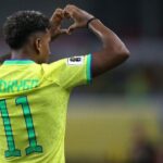 Atacante Rodrygo em campo pela Seleção Brasileira