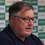 Anderson Barros, diretor de futebol do Palmeiras, em entrevista coletiva