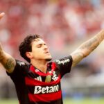 Centroavante Pedro comemorando seu gol em Flamengo 3 x 2 Palmeiras - Brasileirão, 19/10/2025