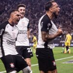 Volante Maycon comemorando seu gol em Corinthians x Mirassol - Brasileirão, 04/10/2025