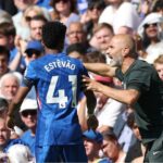 Estevão em campo pelo Chelsea