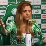 Presidente do Palmeiras, Leila Pereira, em coletiva de imprensa