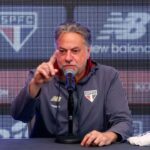 Presidente do São Paulo, Julio Casares, em coletiva de imprensa