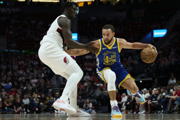 Onde assistir Warriors x Blazers pela NBA Cup hoje (21/11/2025)