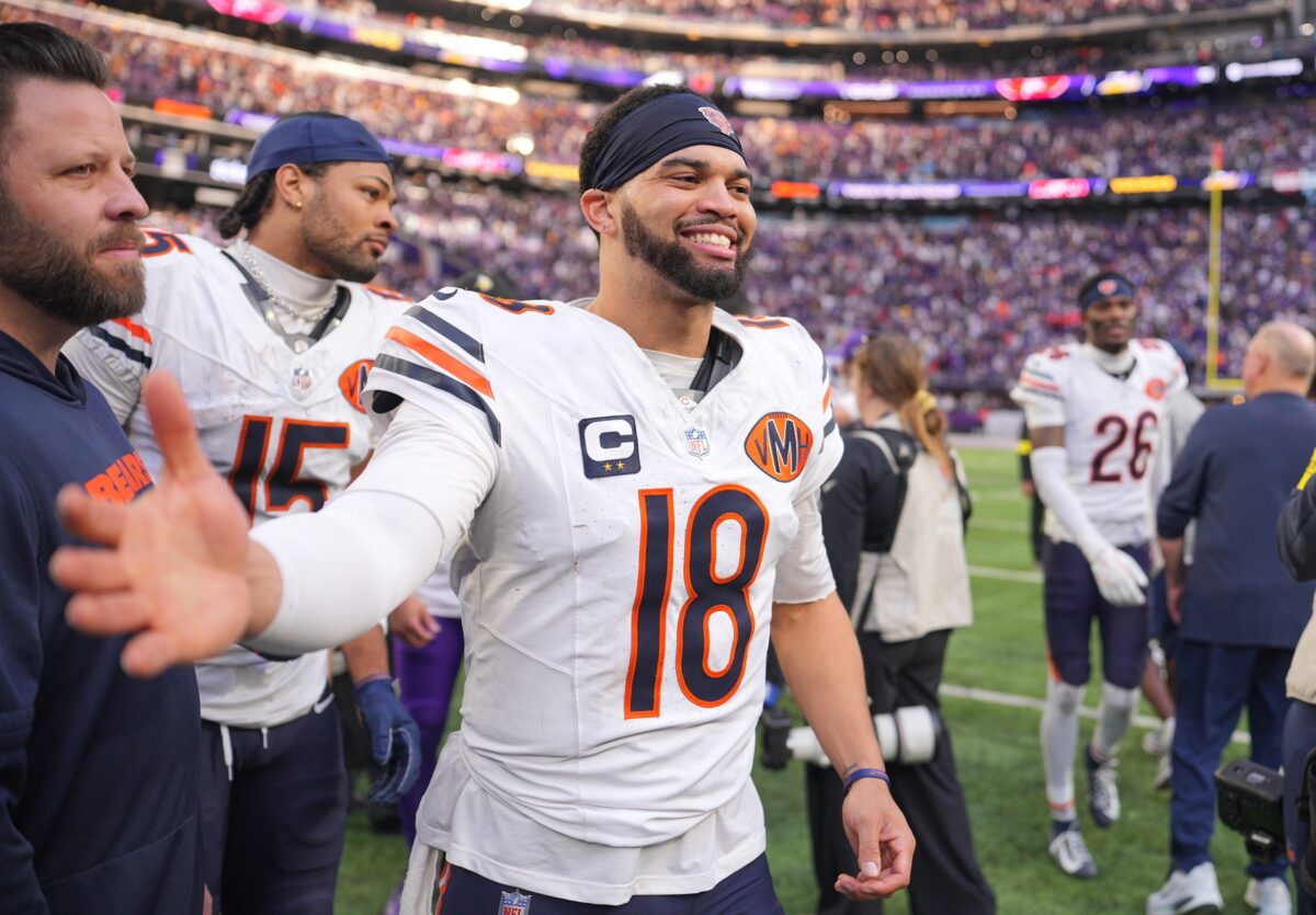 Onde assistir Eagles x Bears Caleb Williams 