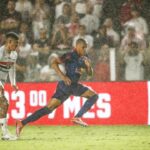 Jhon Jhon e Alan Franco em São Paulo 0 x 1 Bragantino