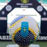 Bola do Brasileirão 2025 antes de jogo do Bahia na Arena Fonte Nova - Fortaleza e Ceará estão rebaixados no Brasileirão