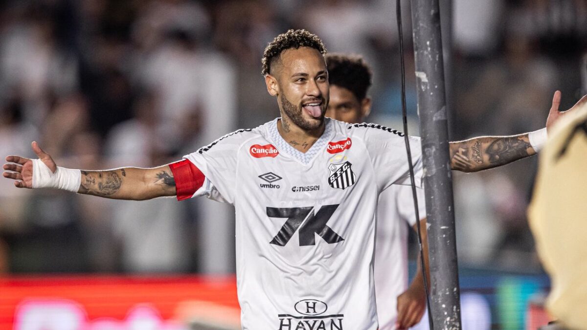 Neymar comemorando seu gol em Santos 3 x 0 Sport - Brasileirão, Vila Belmiro, 28/11/2025