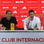Ramón Díaz (esquerda) e Emiliano Díaz (direita) em coletiva após Internacional 2 x 2 Bahia - Brasileirão, 08/11/2025