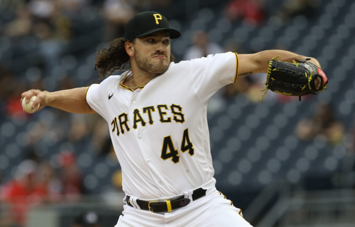 Blue Jays Oct 3, 2021; Pittsburgh, Pennsylvania, USA; Pittsburgh Pirates starting pitcher Cody Ponce (44) pitches against the Cincinnati Reds during the fifth inning at PNC Park. Mandatory Credit: Charles LeClaire-USA TODAY Sports