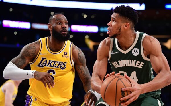 Giannis LeBron Recorde