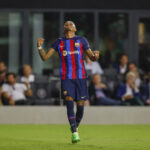 Meia-atacante Raphinha em jogo do Barcelona