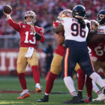 Onde assistir NFL Dec 8, 2024; Santa Clara, California, USA; San Francisco 49ers quarterback Brock Purdy (13) throws a pass for a first down against the Chicago Bears in the first quarter at Levi's Stadium. Mandatory Credit: Cary Edmondson-Imagn Images