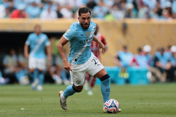 Cherki decide e Manchester City vence Nottingham Forest fora de casa