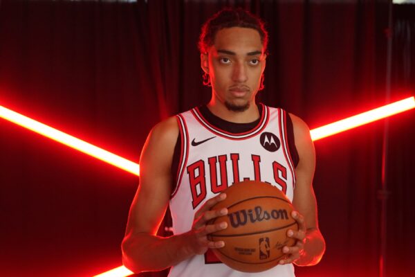 Bulls perdem calouro Noa Essengue pelo restante da temporada 2025-26