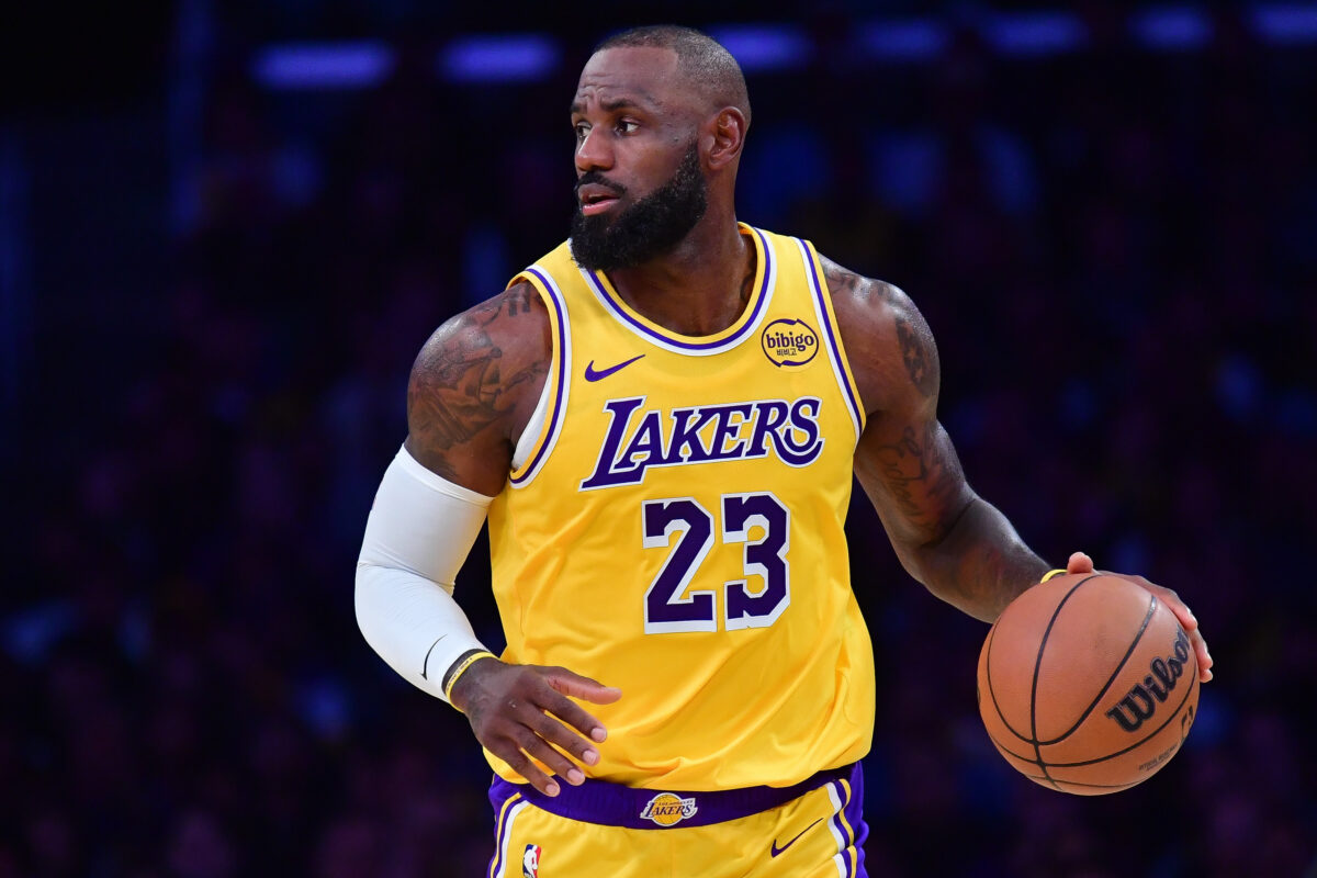 LeBron James Onde Assistir Lakers hoje 11/1/2026