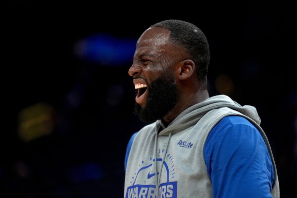 Warriors mantêm confiança em Draymond Green no quinteto inicial
