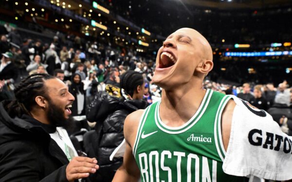 Jordan Walsh elogio Austin Reaves Celtics
