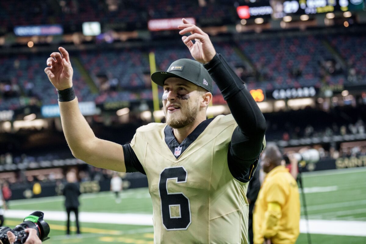 Pr&ecirc;mios da NFL 2025 Tyler Shough