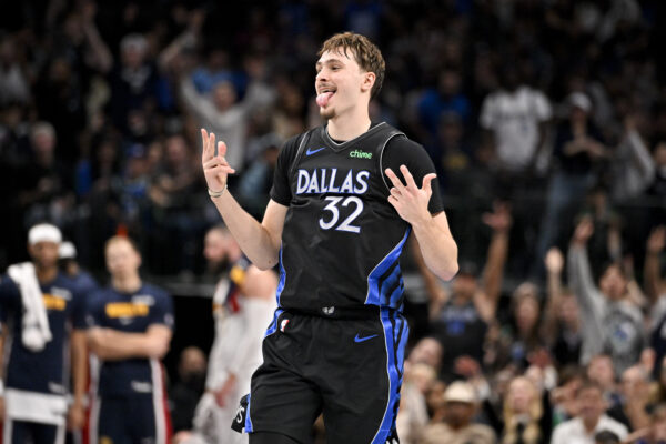 Cooper Flagg brilha novamente e arranca elogios de Nikola Jokic