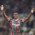 Meia colombiano Jhon Arias em campo pelo Fluminense