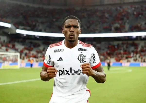 Evertton Ara&uacute;jo
