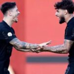 Garro e Yuri Alberto em jogo do Corinthians