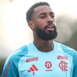 Gerson em treino do Flamengo