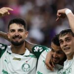 Flaco López (E), Jefté (meio) e Ramón Sosa (D) comemorando gol do Palmeiras contra o Ceará - Brasileirão, 08/12/2025