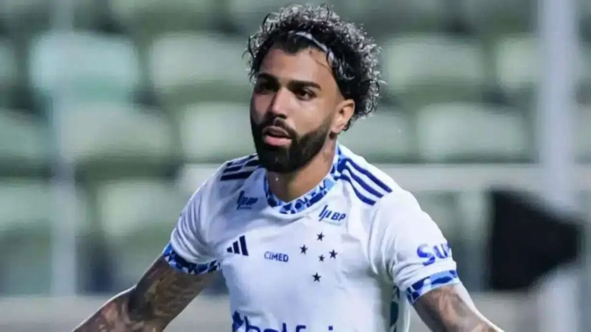 Atacante Gabigol em jogo do Cruzeiro
